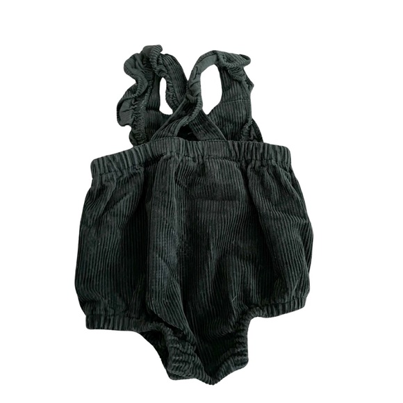 Baby Girl Fall/Winter Corduroy Romper Outfit - Picture 4 of 8